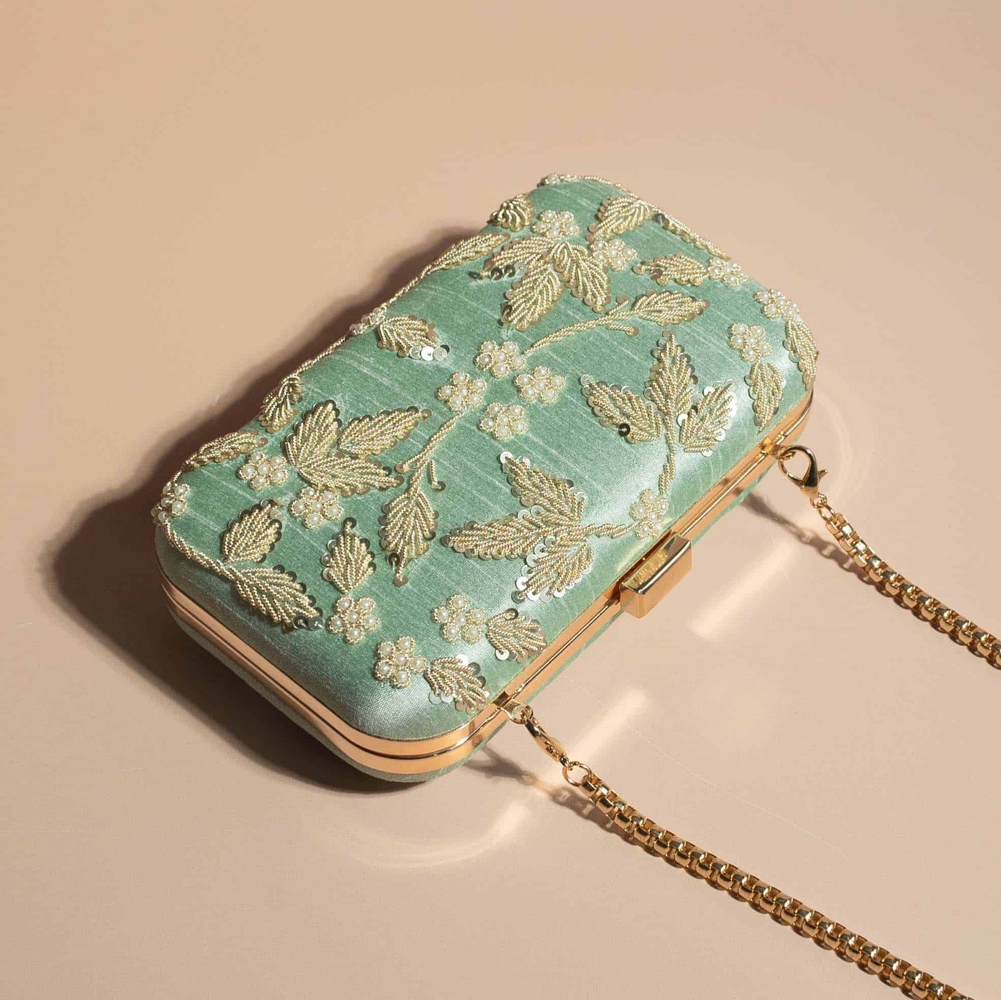PRE-ORDER-CHAYA Clutch (Mint)