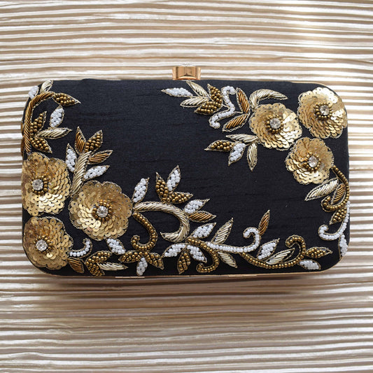 PRE-ORDER - Black - Jessie