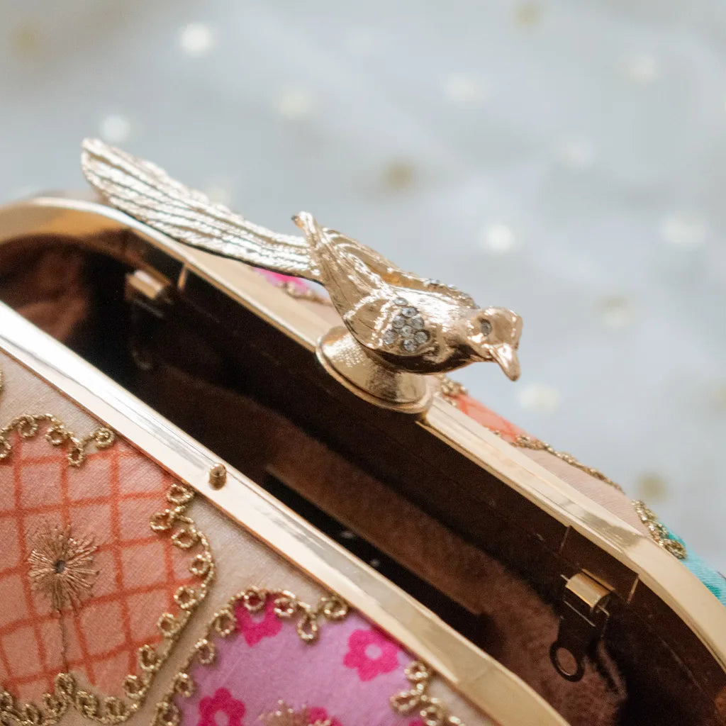 Virala Bird Clasp Clutch
