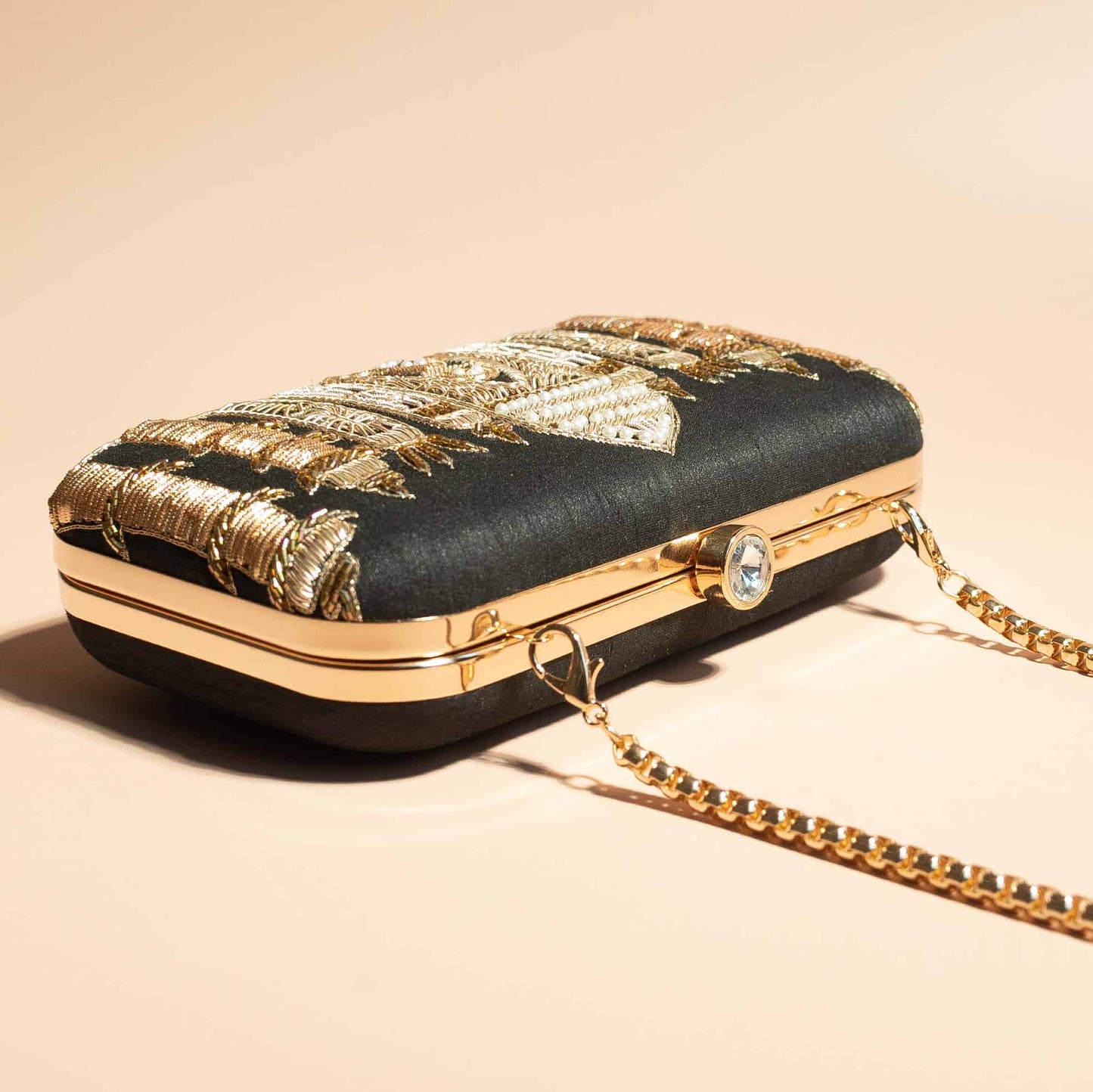 PRE-ORDER - TAJ MAHAL (Black)