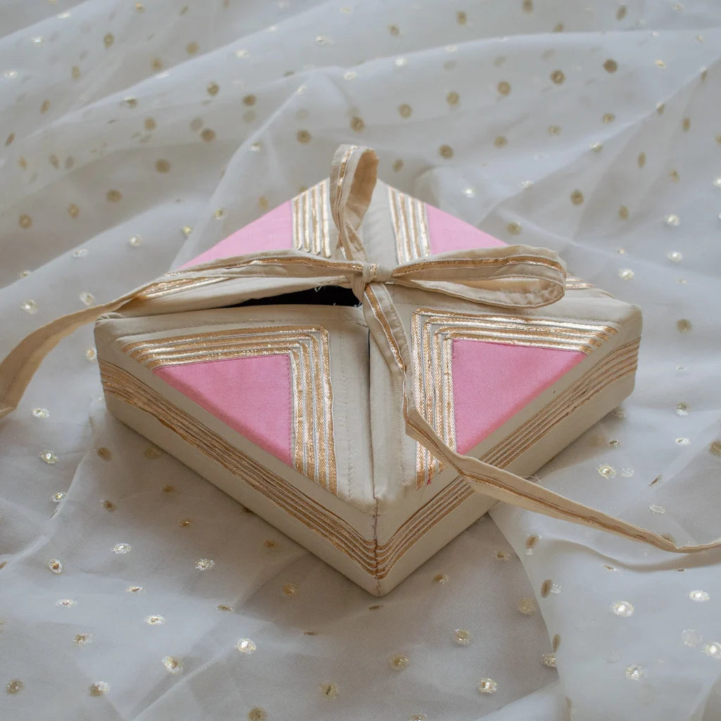 Maharani Petite Gift Box (Nude Beige & Pink)
