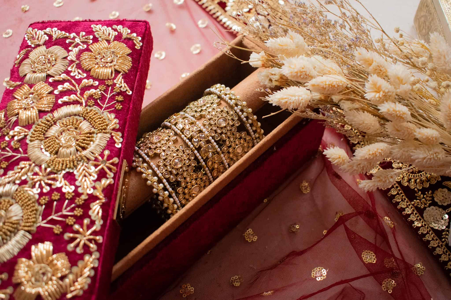 PRE-ORDER /ANAYA Bangle Box (Maroon Velvet)