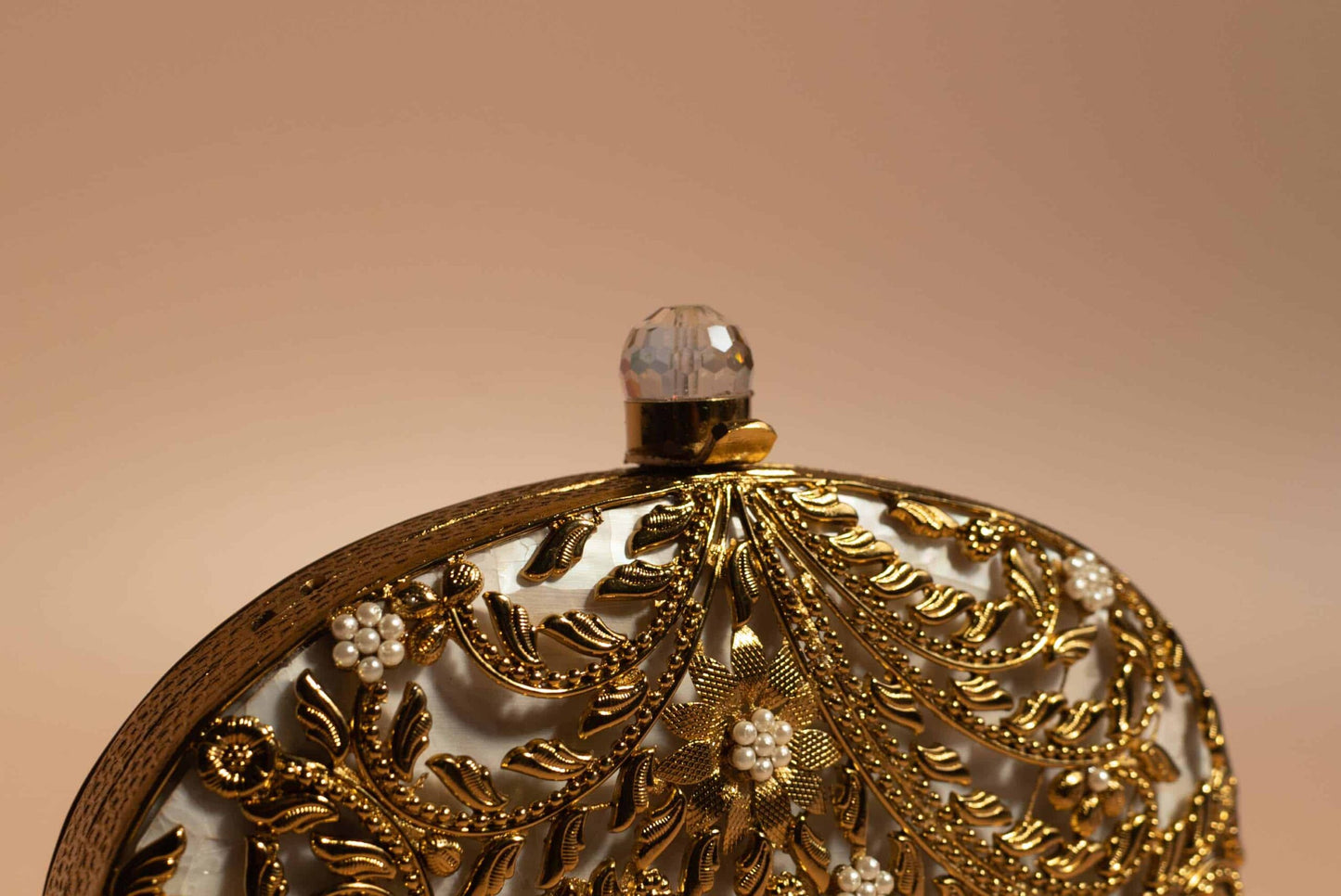 PRE-ORDER - RANI - Oval (Mother of Pearl)