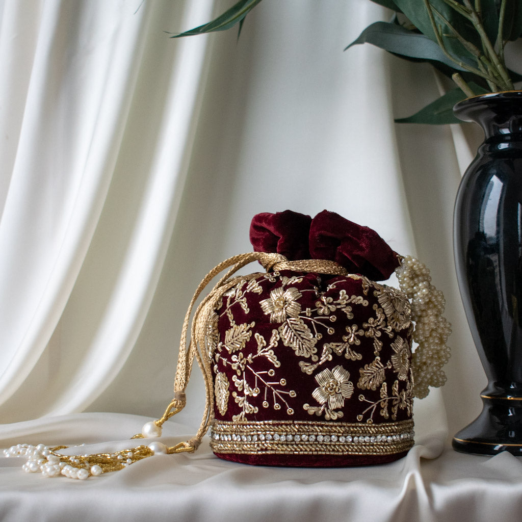 Anaya Potli Bag (Maroon Velvet)