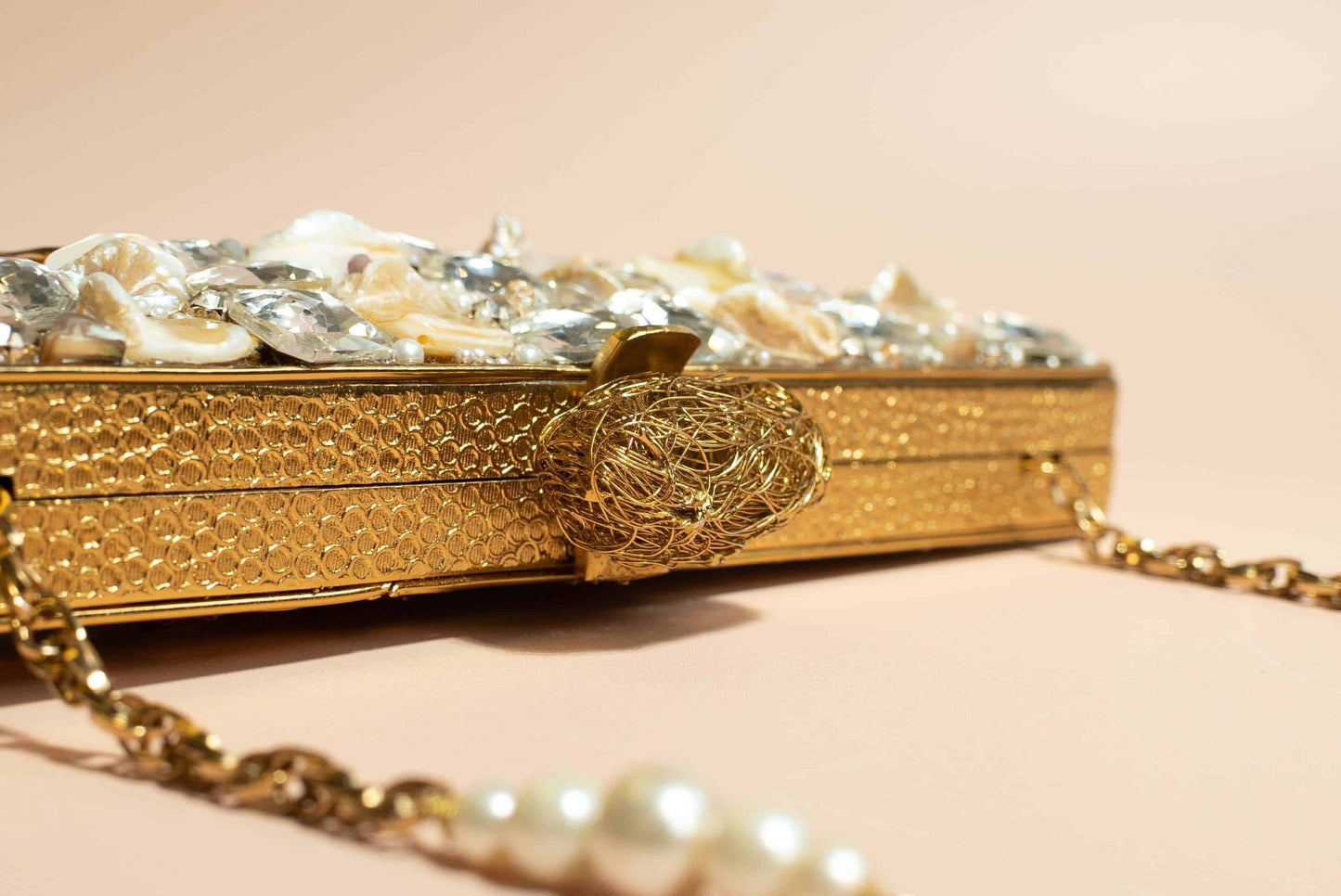 PRE-ORDER - LIYANA - (Mother of Pearl)