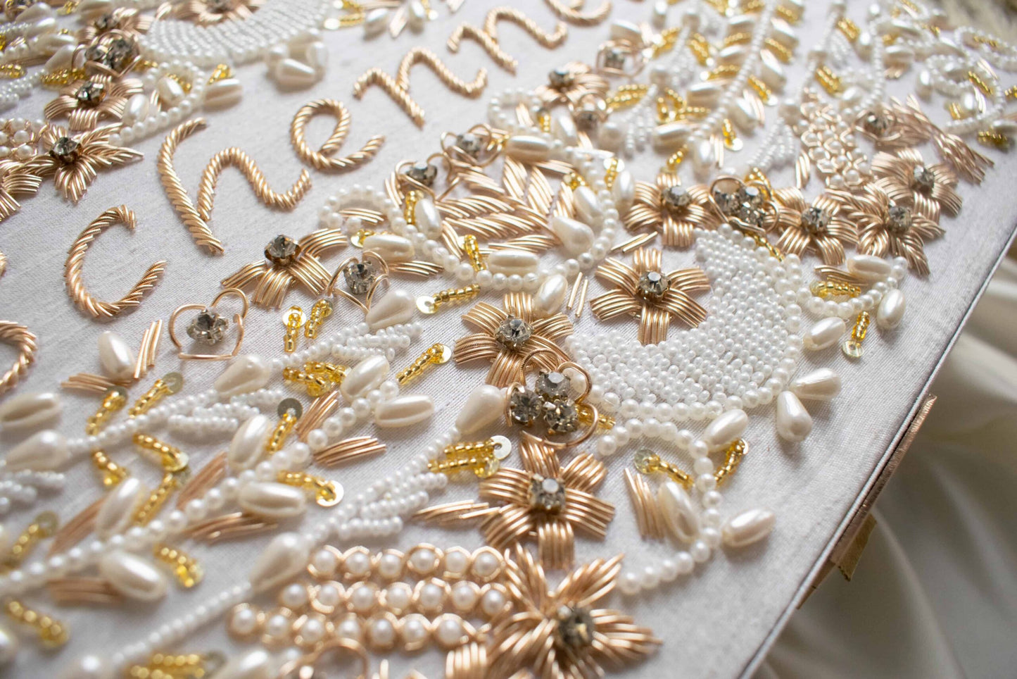 PRE-ORDER / AASHNA TROUSSEAU BOX