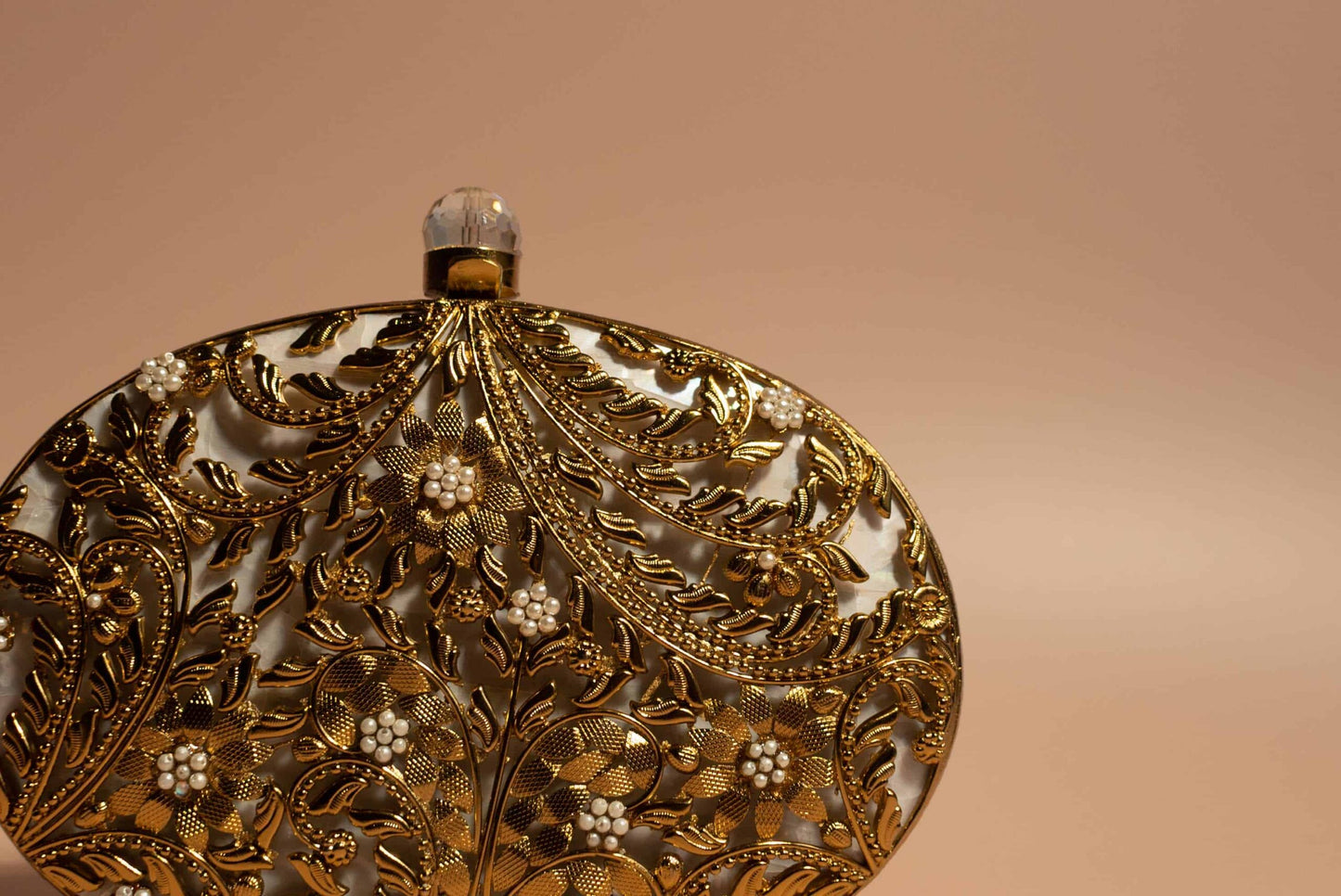 PRE-ORDER - RANI - Oval (Mother of Pearl)