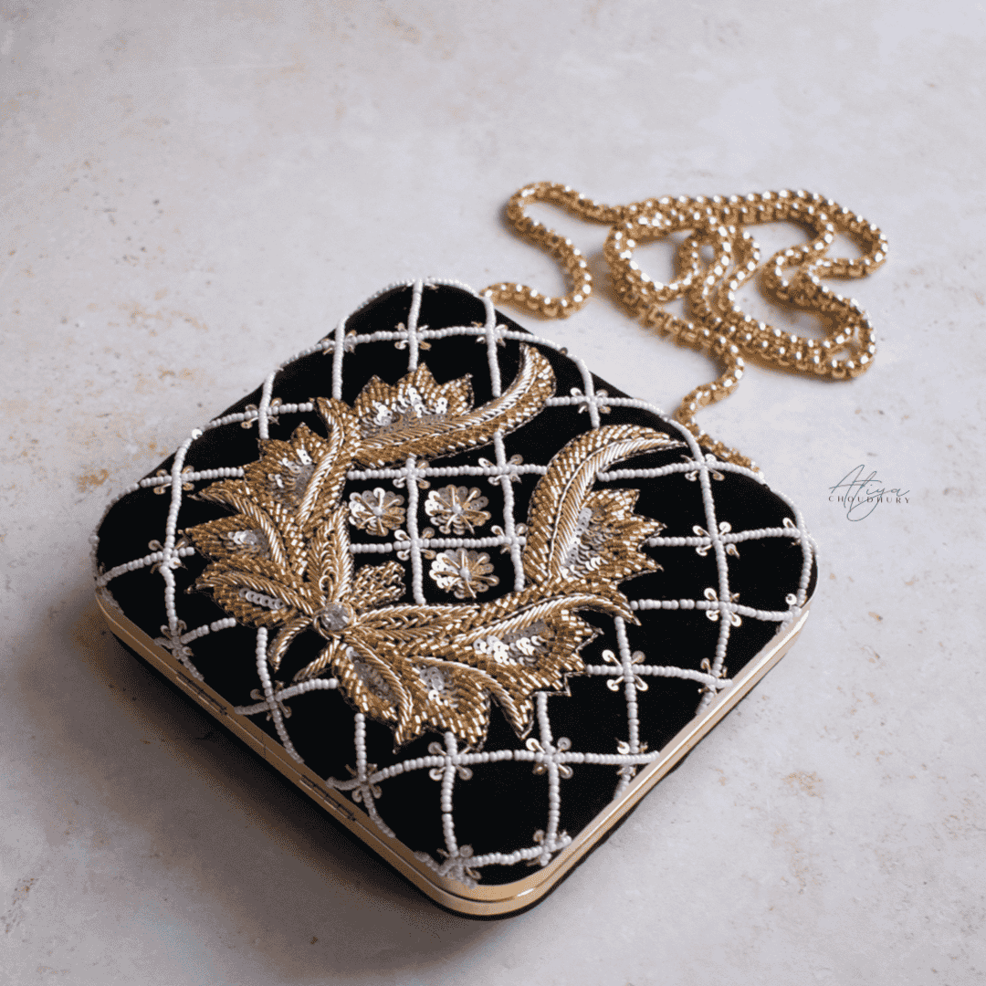 PRE-ORDER - SHAYLA (Black Velvet)