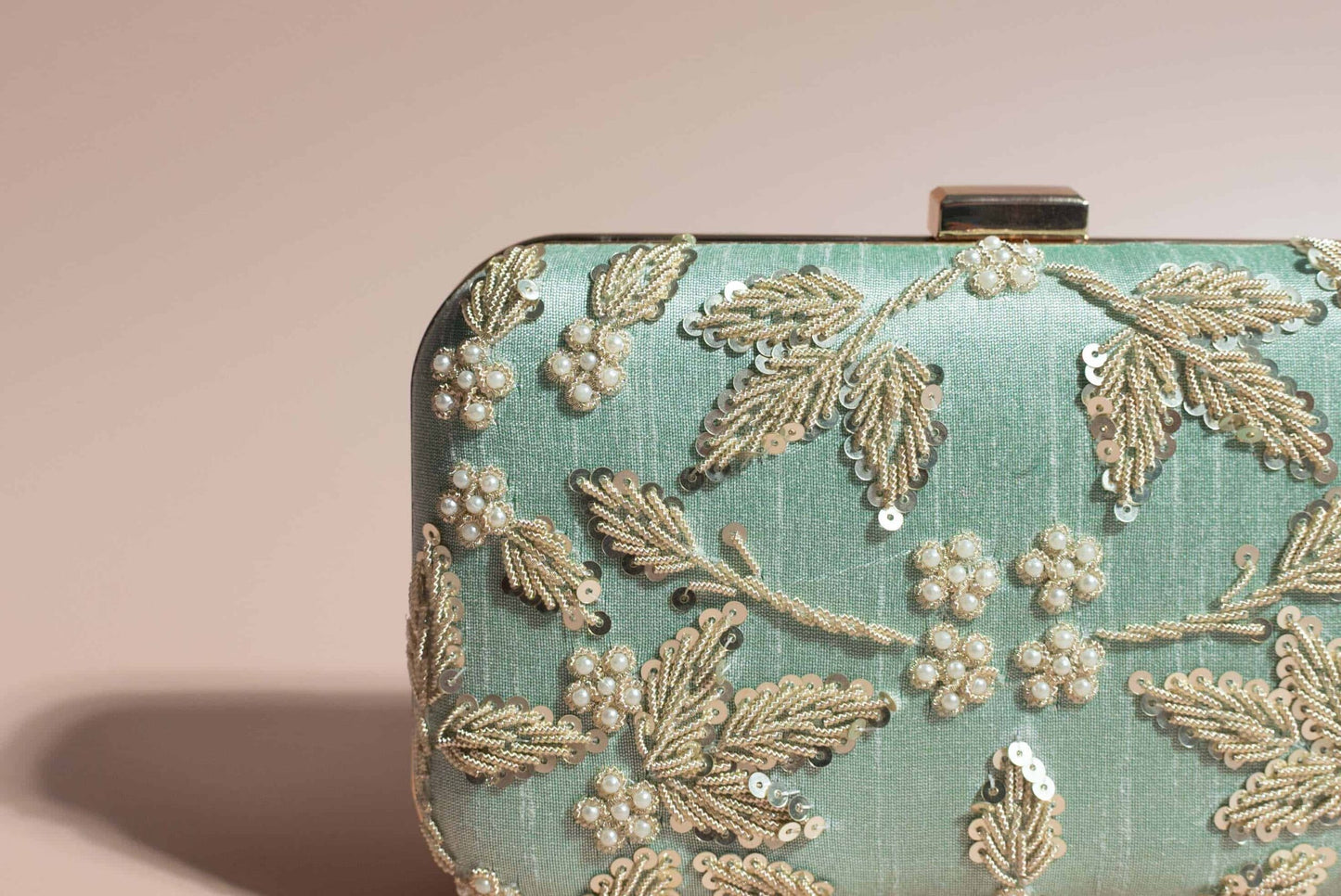 PRE-ORDER-CHAYA Clutch (Mint)