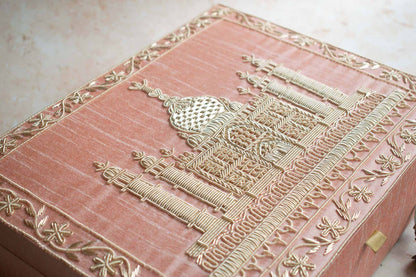 PRE-ORDER / TAJ MAHAL TROUSSEAU BOX - Peach