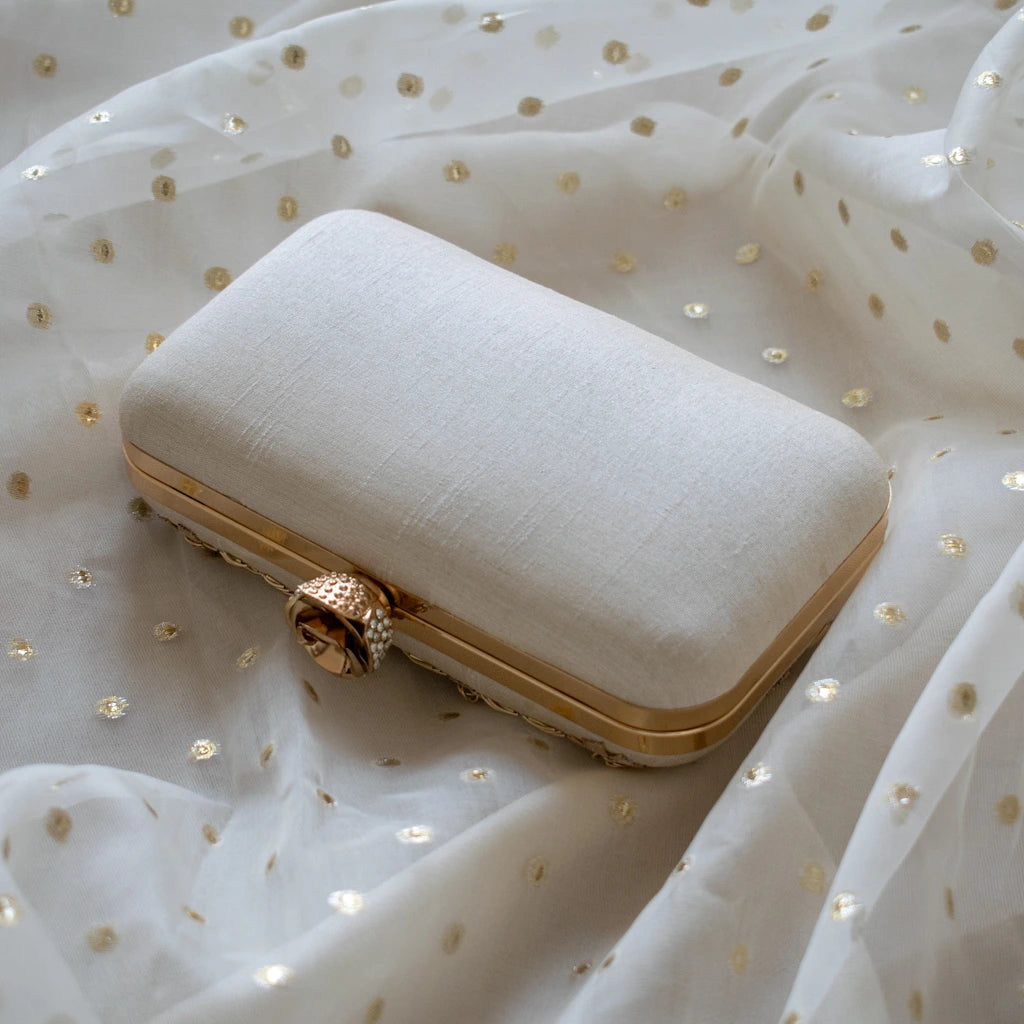 Asha (Dull Ivory Silk)