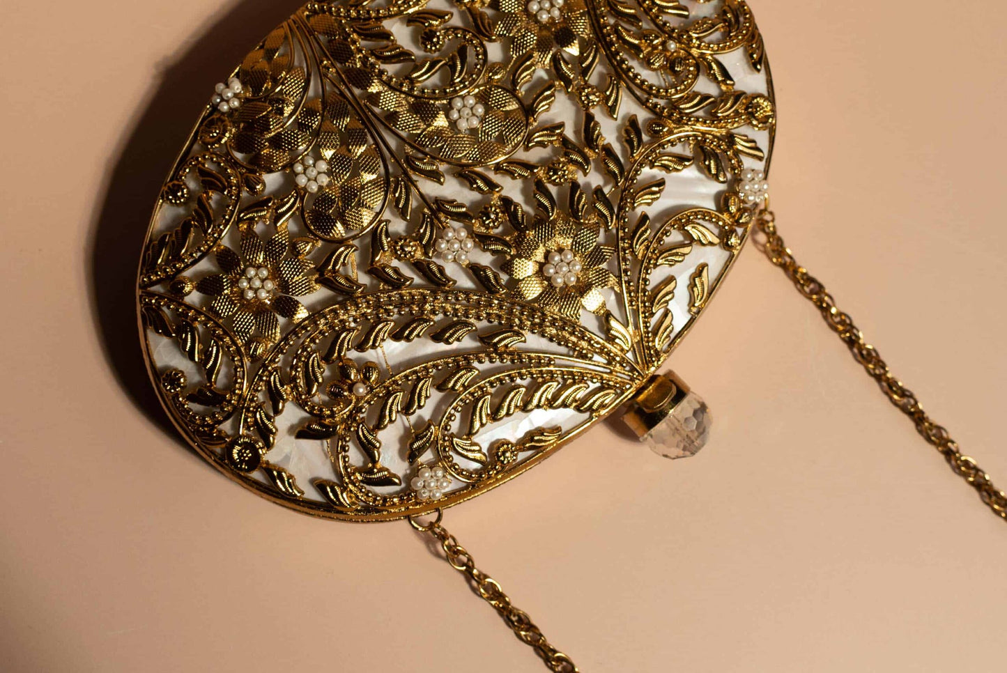 PRE-ORDER - RANI - Oval (Mother of Pearl)