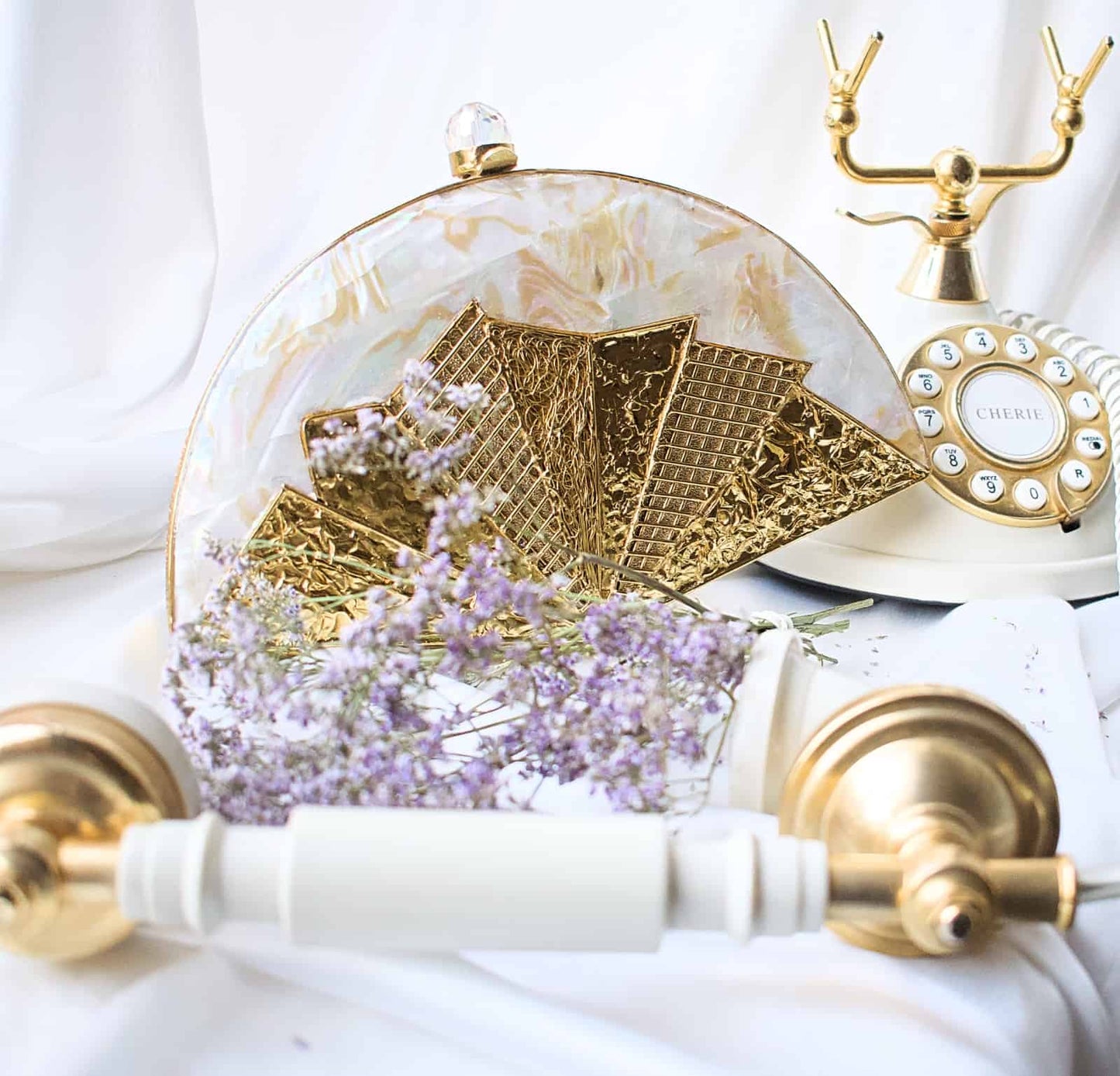 PRE-ORDER - Luxor - (Mother of Pearl)