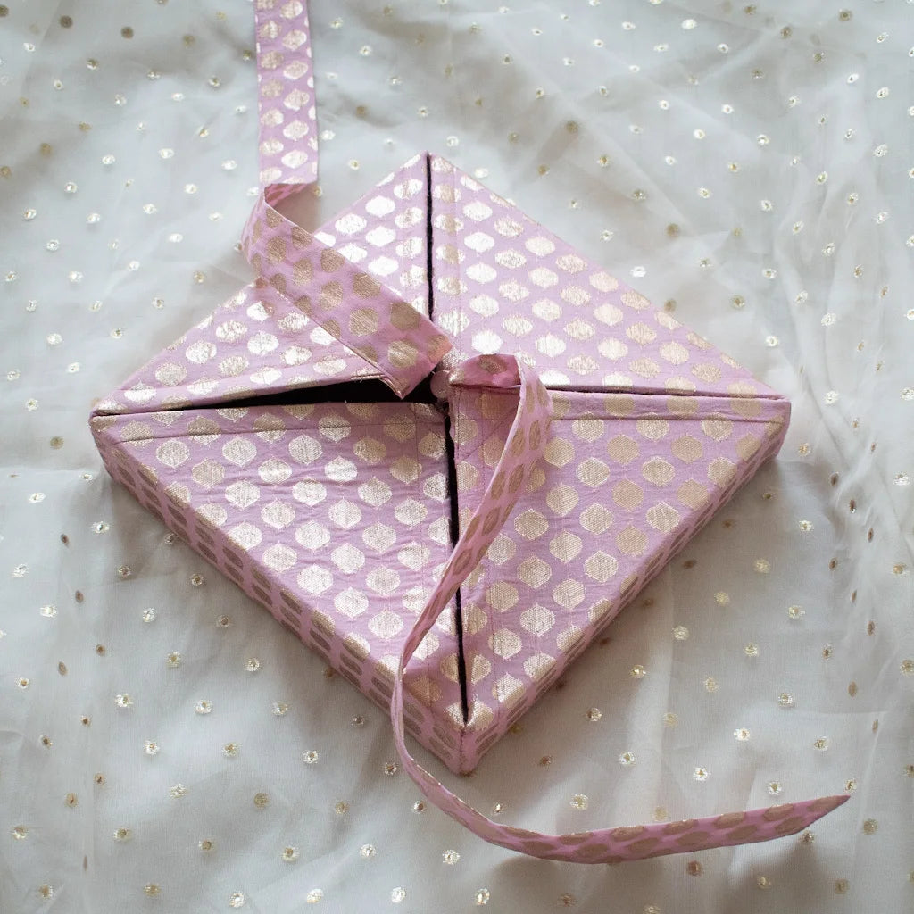 Maharani Gift Box (Pastel Pink)