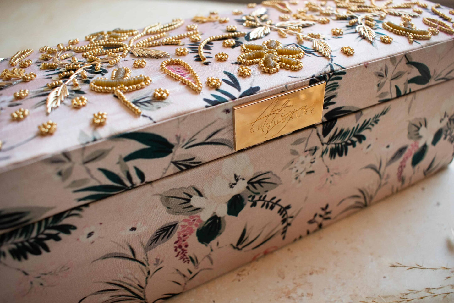 PRE-ORDER / NAIMA Bangle Box