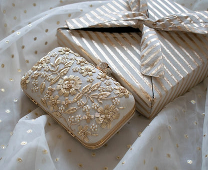 Asha (Dull Ivory Silk)