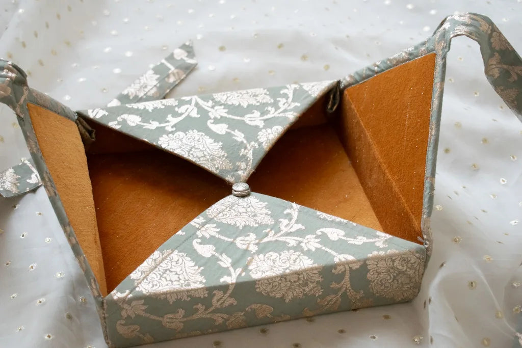 Maharani Gift Box (Sage Mint)