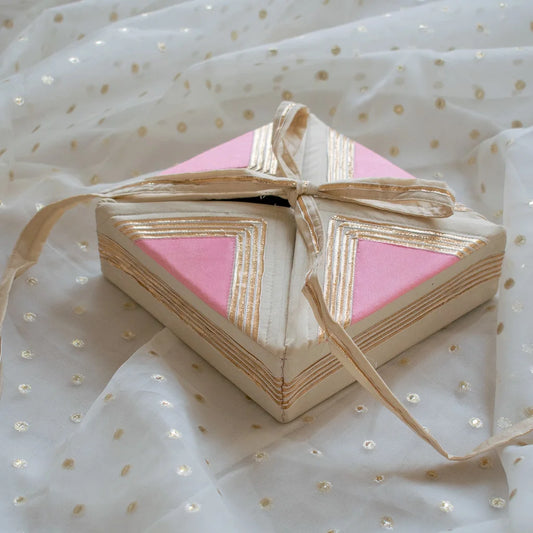 Maharani Petite Gift Box (Nude Beige & Pink)