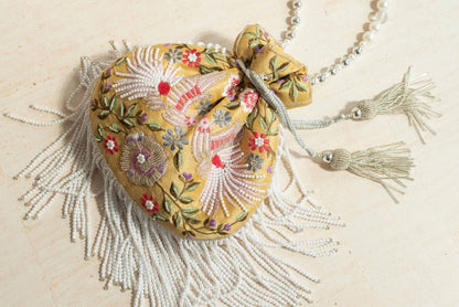 PRE-ORDER - Spring Bloom Pouch (Golden Beige)