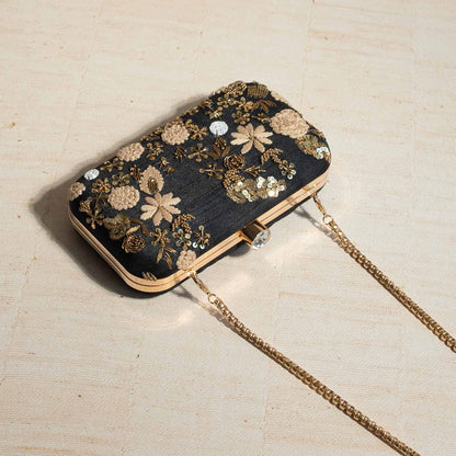 PRE-ORDER - ARA (Black Silk)