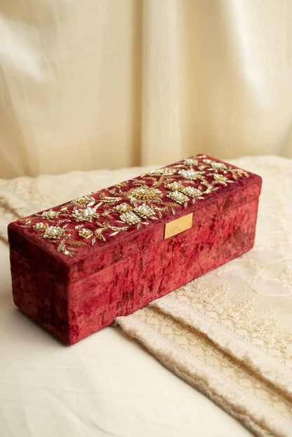 PRE-ORDER / MEENA Bangle Box (Maroon Velvet)