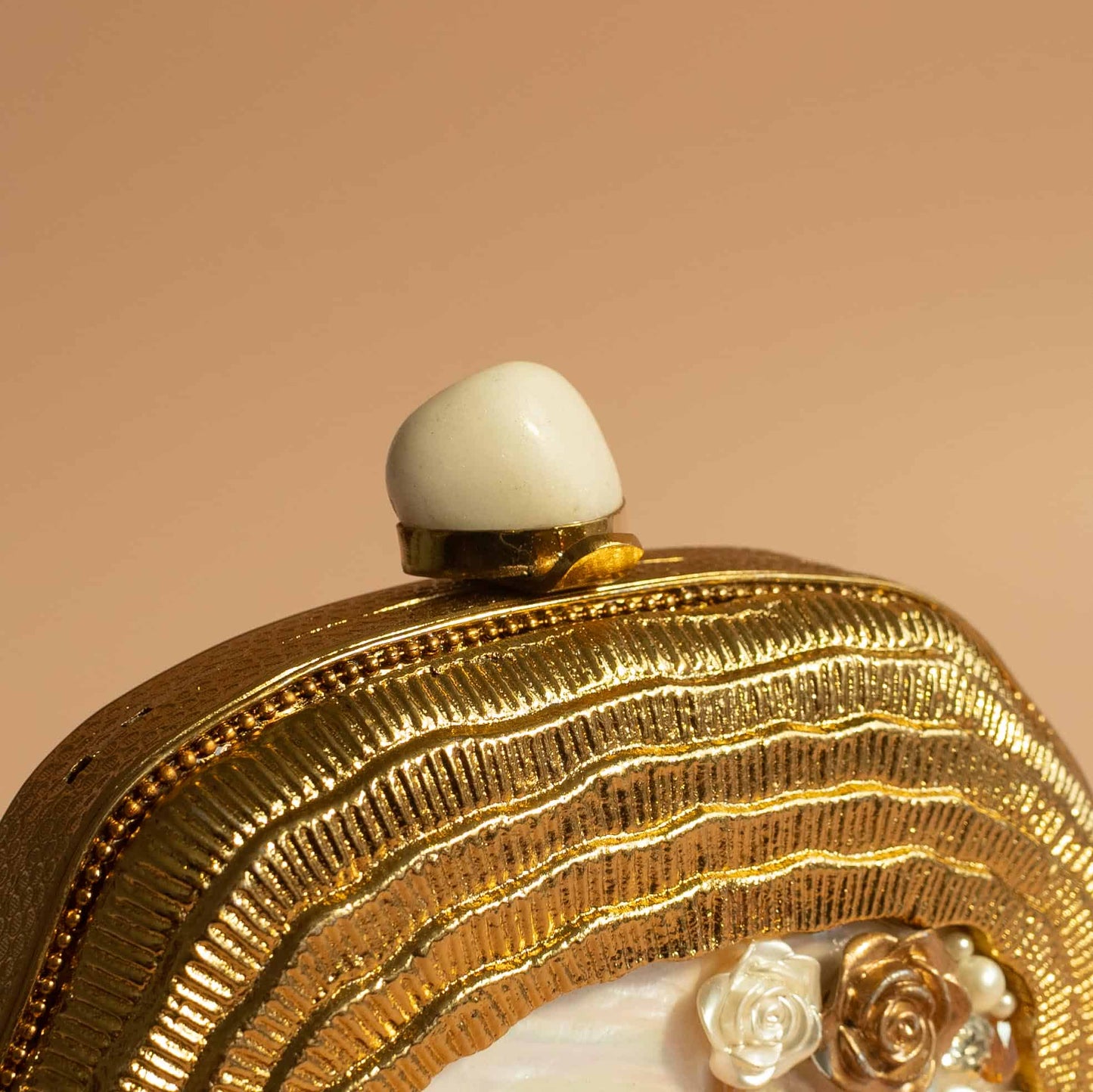 PRE-ORDER - CANNELLA - (Mother of Pearl)