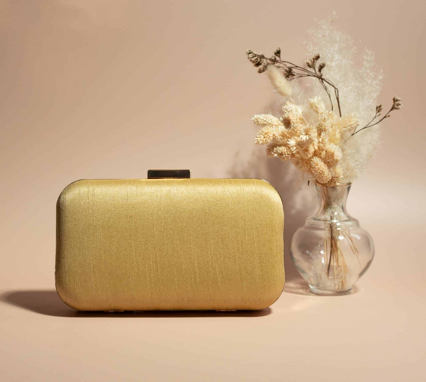 PRE-ORDER - CHAYA Clutch (Gold)