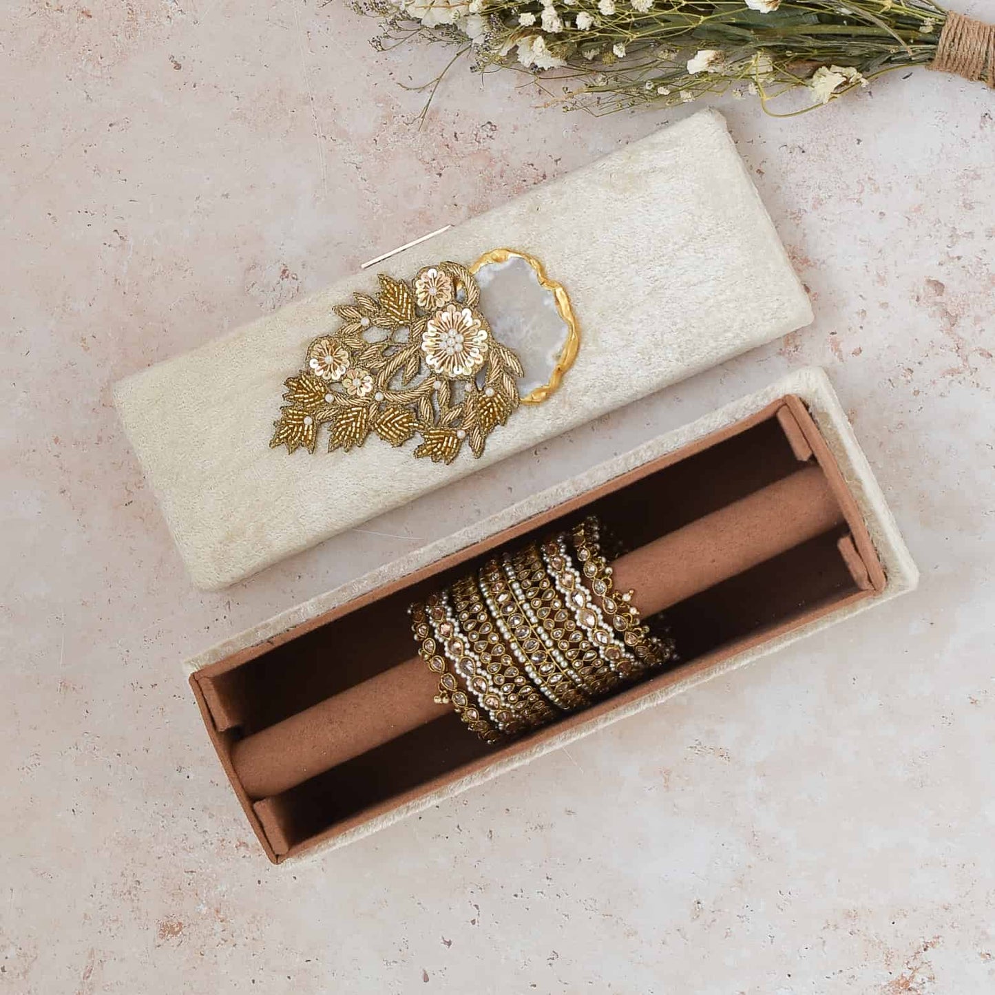 PRE-ORDER - Sweet Vanilla (Bangle Box)