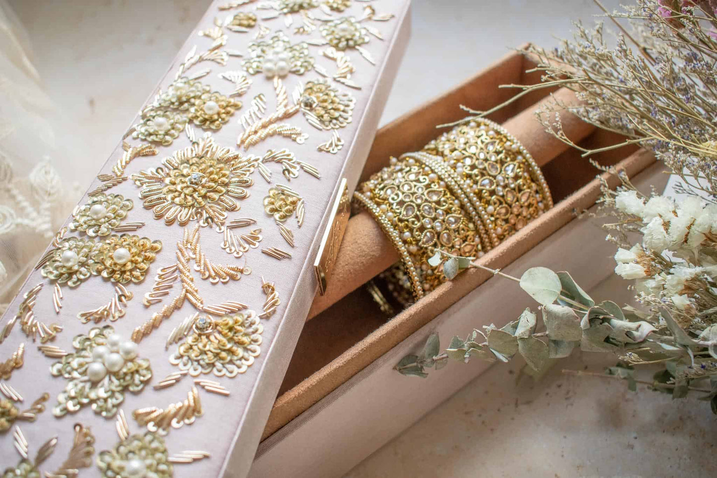 PRE-ORDER / MEENA Bangle Box (Nude Pink Silk)
