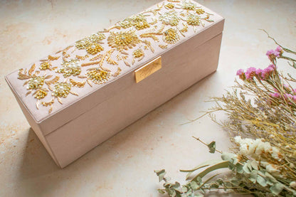 PRE-ORDER / MEENA Bangle Box (Nude Pink Silk)