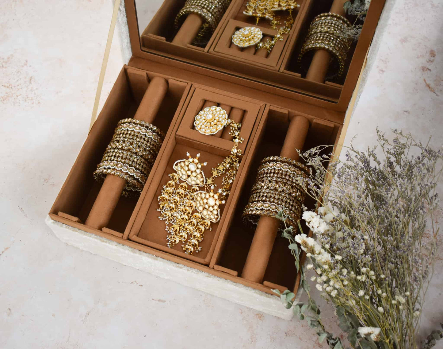 PRE-ORDER - ANAYA TROUSSEAU BOX (Cream Velvet)