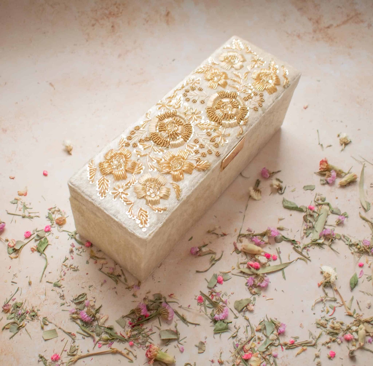 PRE-ORDER / ANAYA Bangle Box (Cream Velvet)