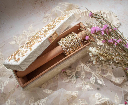 PRE-ORDER / ANAYA Bangle Box (Cream Velvet)