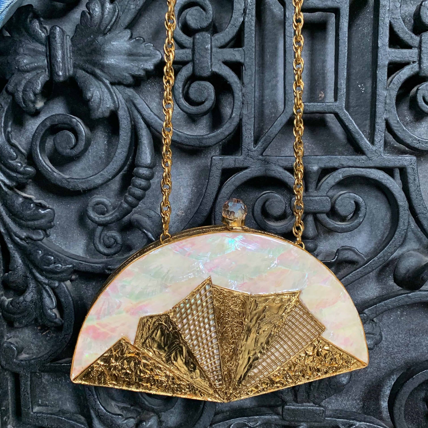 PRE-ORDER - Luxor - (Mother of Pearl)