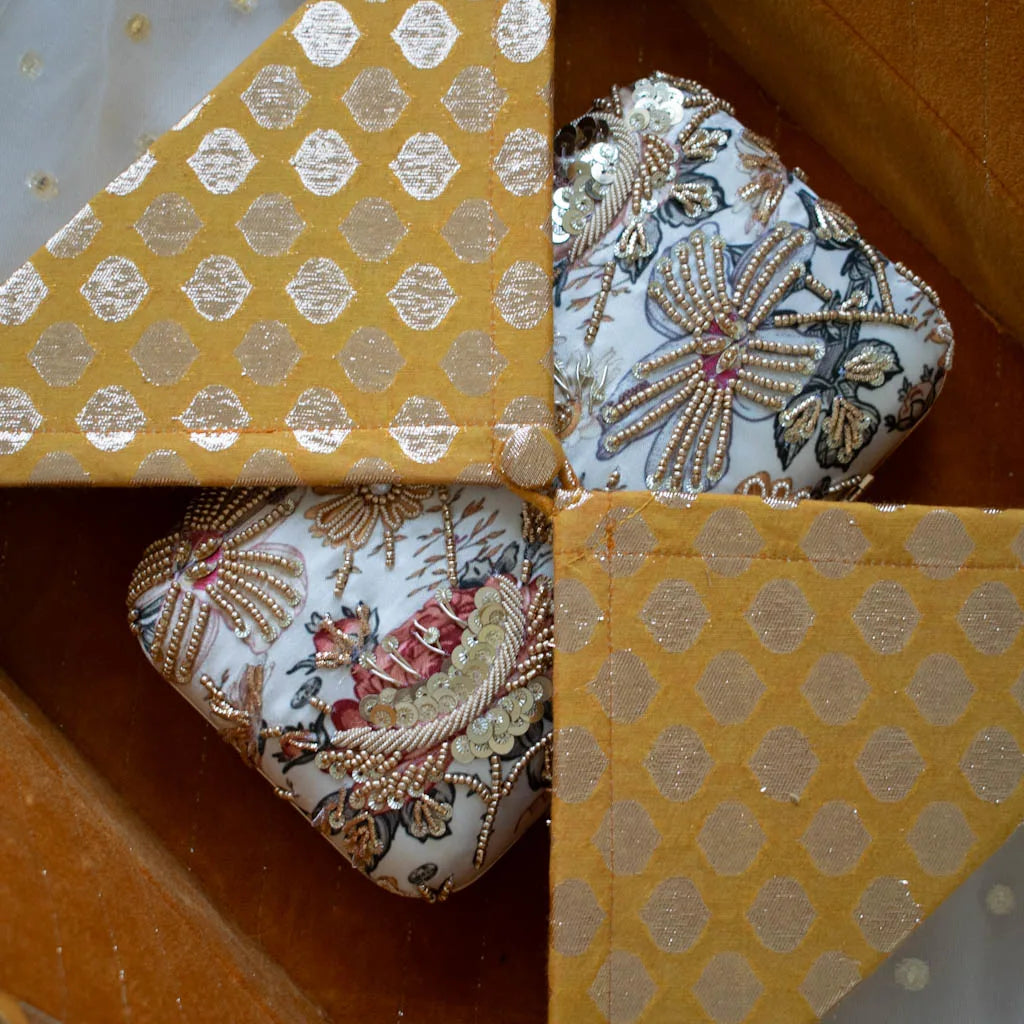 Maharani Gift Box (Mustard Yellow)