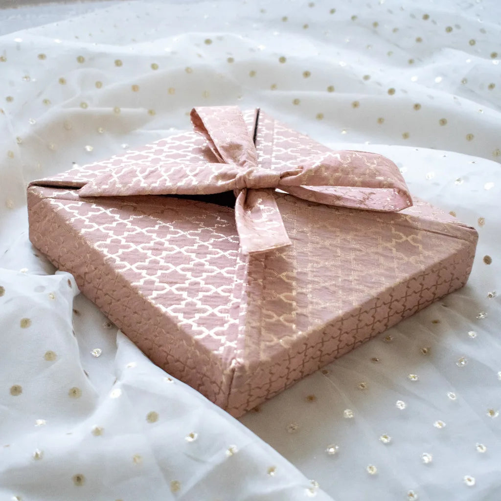 Maharani Gift Box (Dusky Nude Pink)