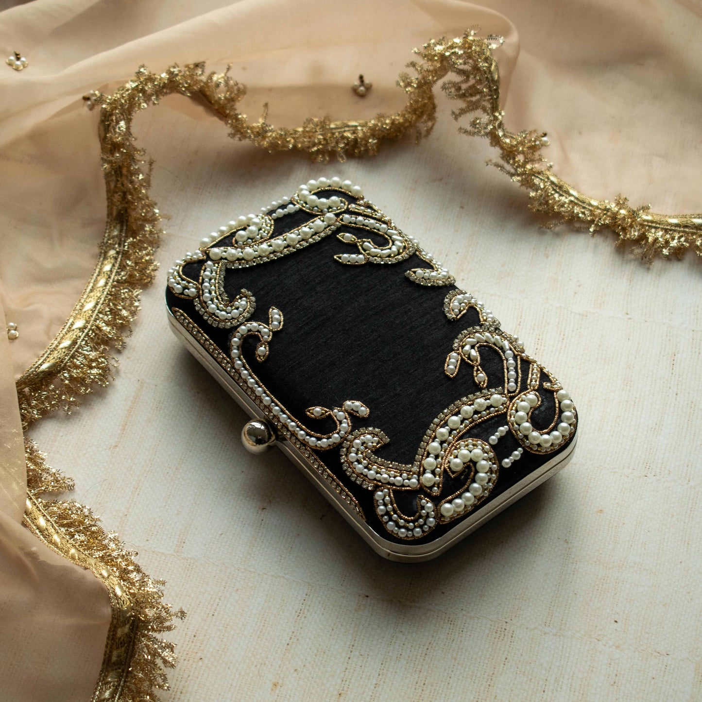 PRE-ORDER - Carolina (Black)