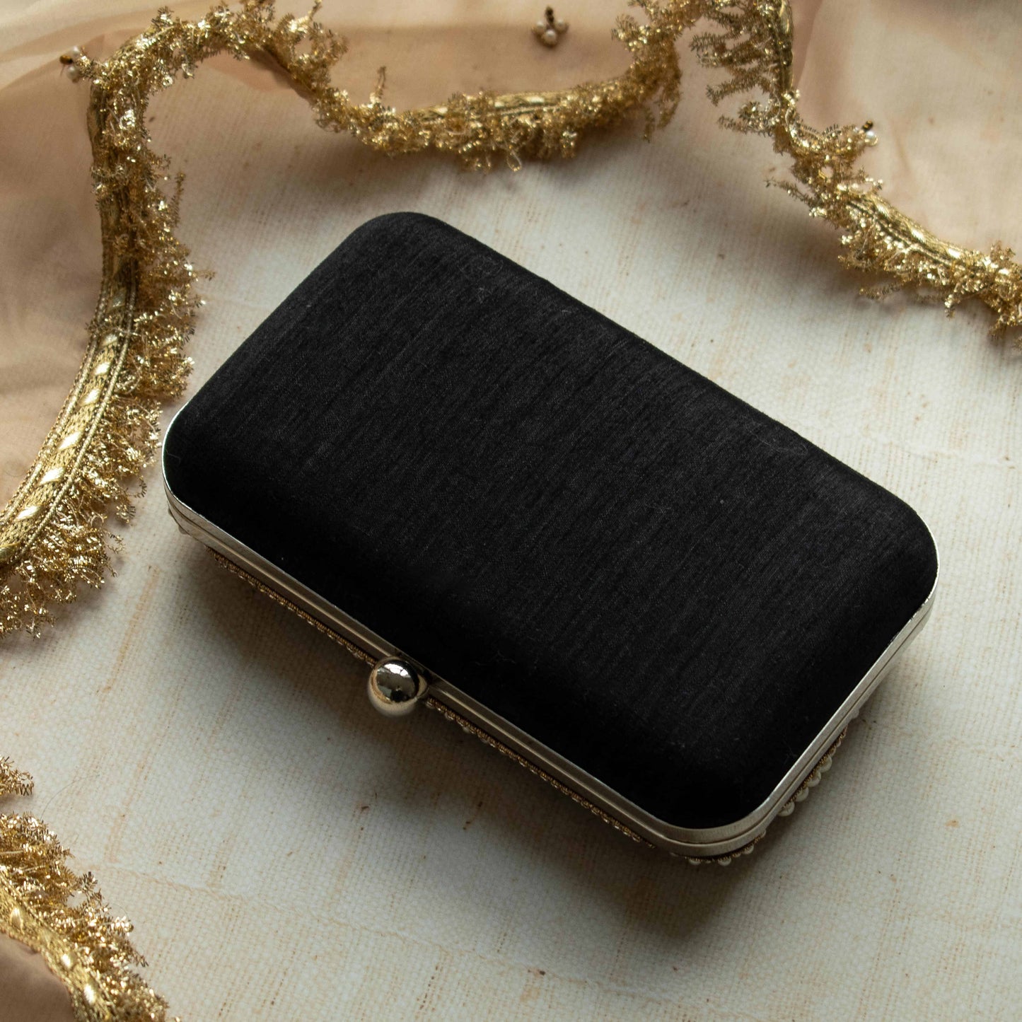 PRE-ORDER - Carolina (Black)