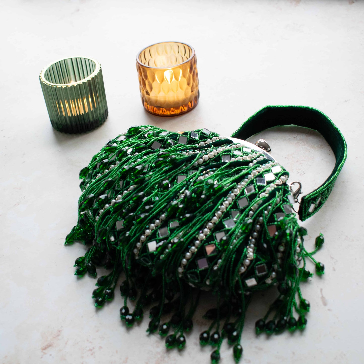 PRE-ORDER - Eliana Clip Purse (Emerald Green Velvet)