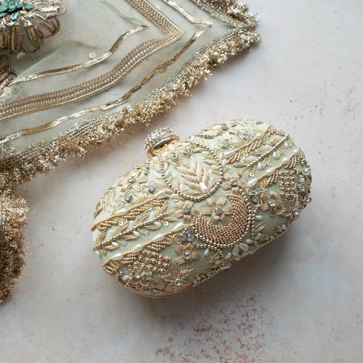 PRE-ORDER - Aashna (Pistachio Mint)