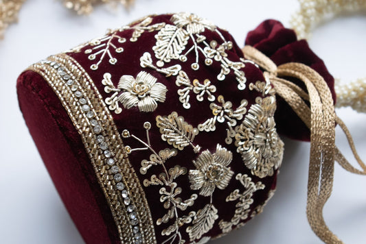 Anaya Potli Bag (Maroon Velvet)