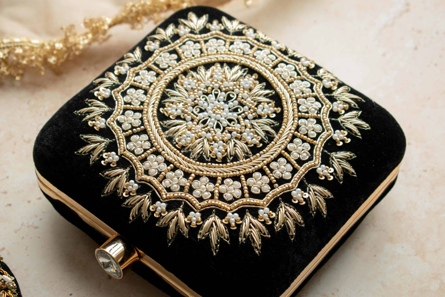 PRE-ORDER - MAHIYA (Black Velvet)