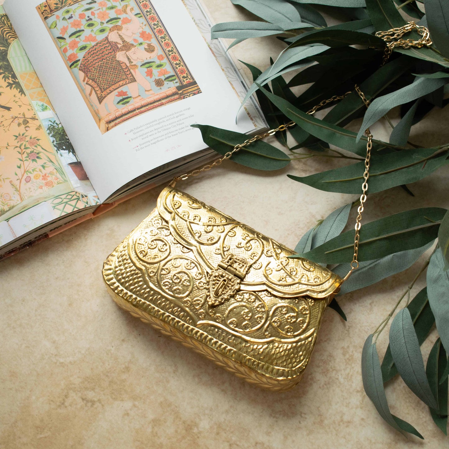 Jaya (Gold Brass Clutch)