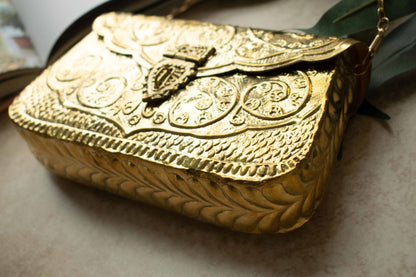 Jaya (Gold Brass Clutch)