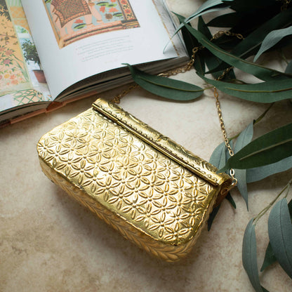 Jaya (Gold Brass Clutch)