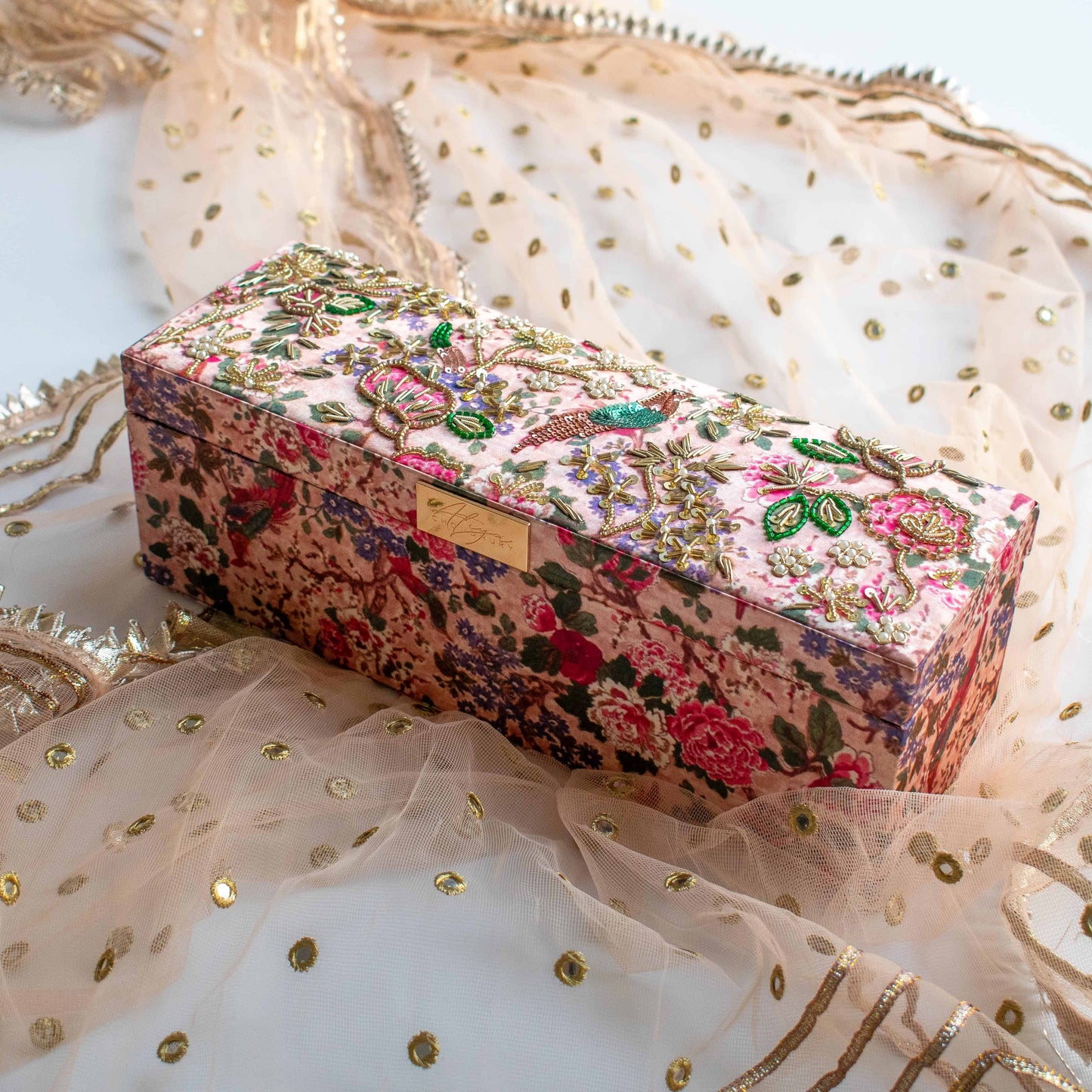 PRE-ORDER - MUMBAI DREAMS Bangle Box (Nude Pink)