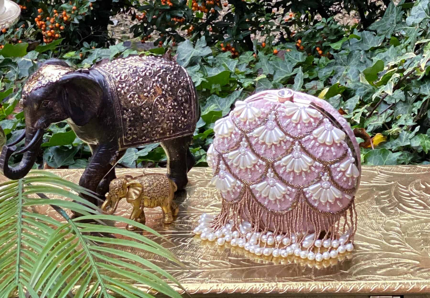 PRE-ORDER - LIYA (minaudière) Nude Pink (Velvet)