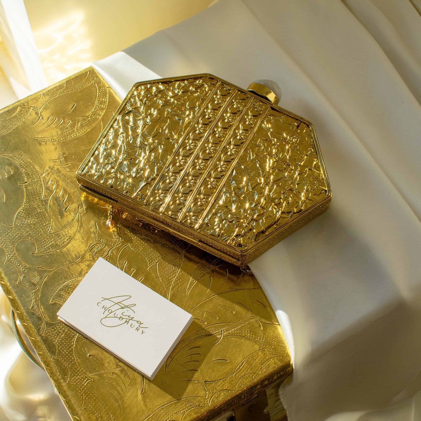 PRE-ORDER - Madeira (Mother of Pearl)