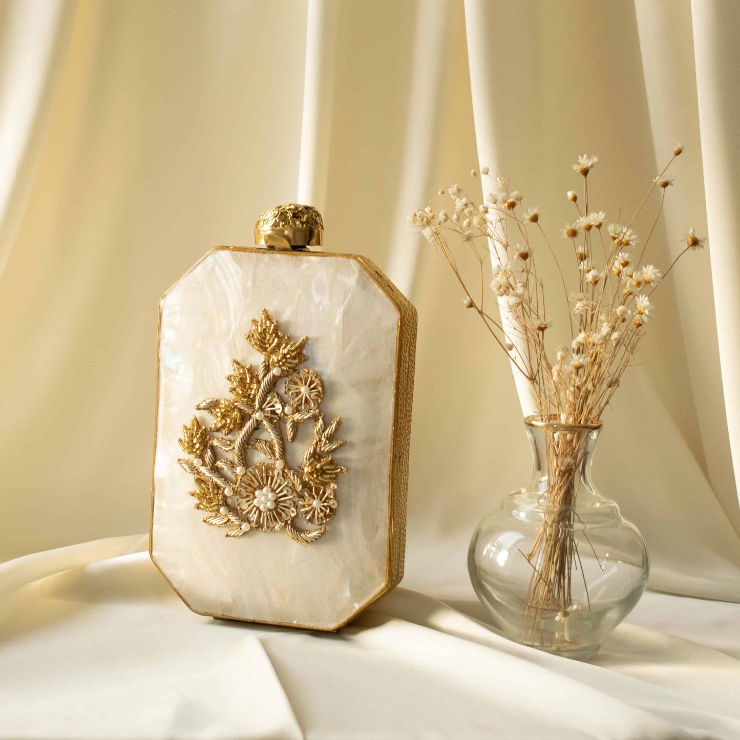 PRE-ORDER - London - (Mother of Pearl)