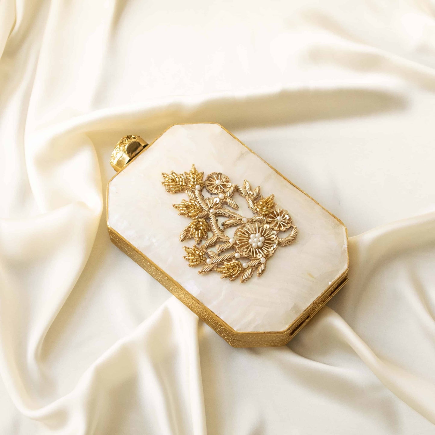 PRE-ORDER - London - (Mother of Pearl)